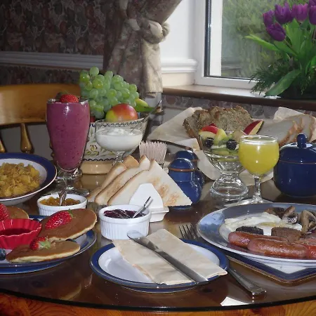 Green Lane House 4*