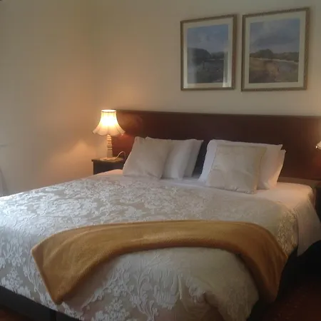 Green Lane House 4*